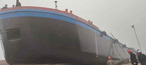 恭喜李老板船只下河，船號（四航258）